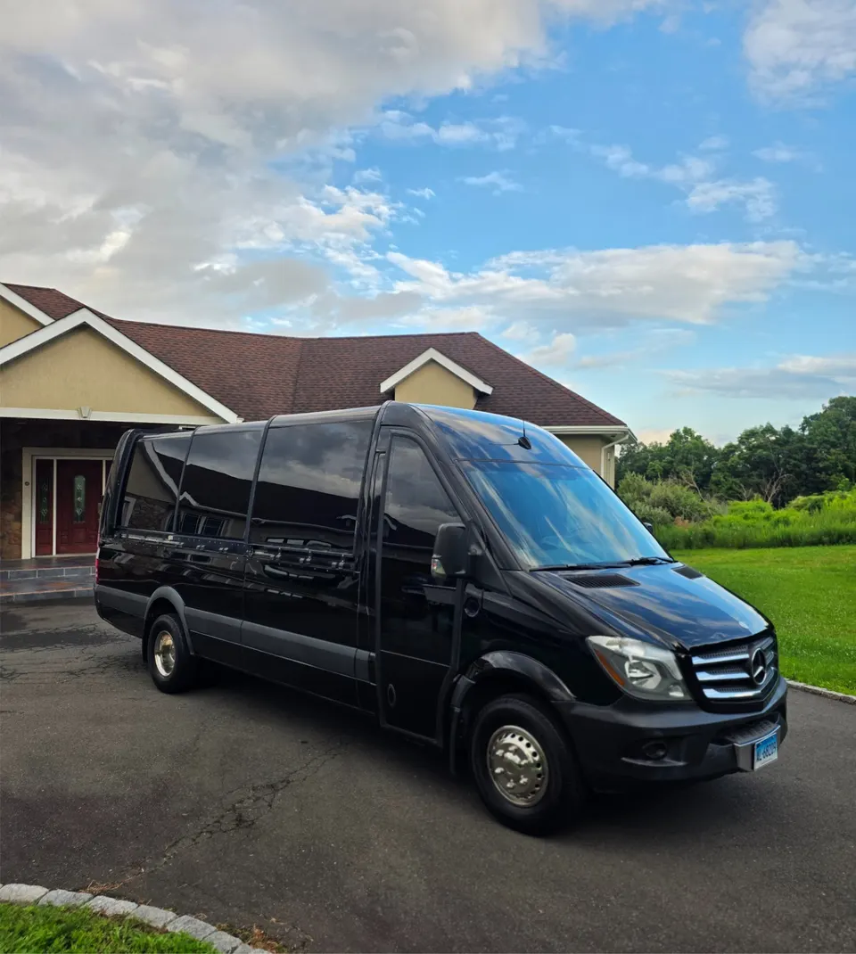 2015 Mercedes-Benz Sprinter 3500 — Exterior