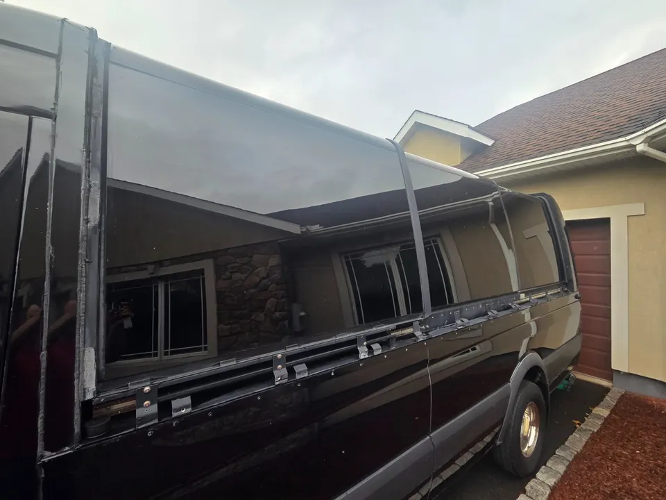 Glass roof panel